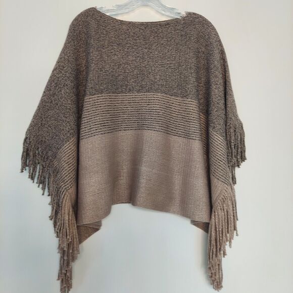 Francesca's Knit Poncho Fringe Pullover Sweater Tan Beige Shawl One Size - Picture 1 of 9